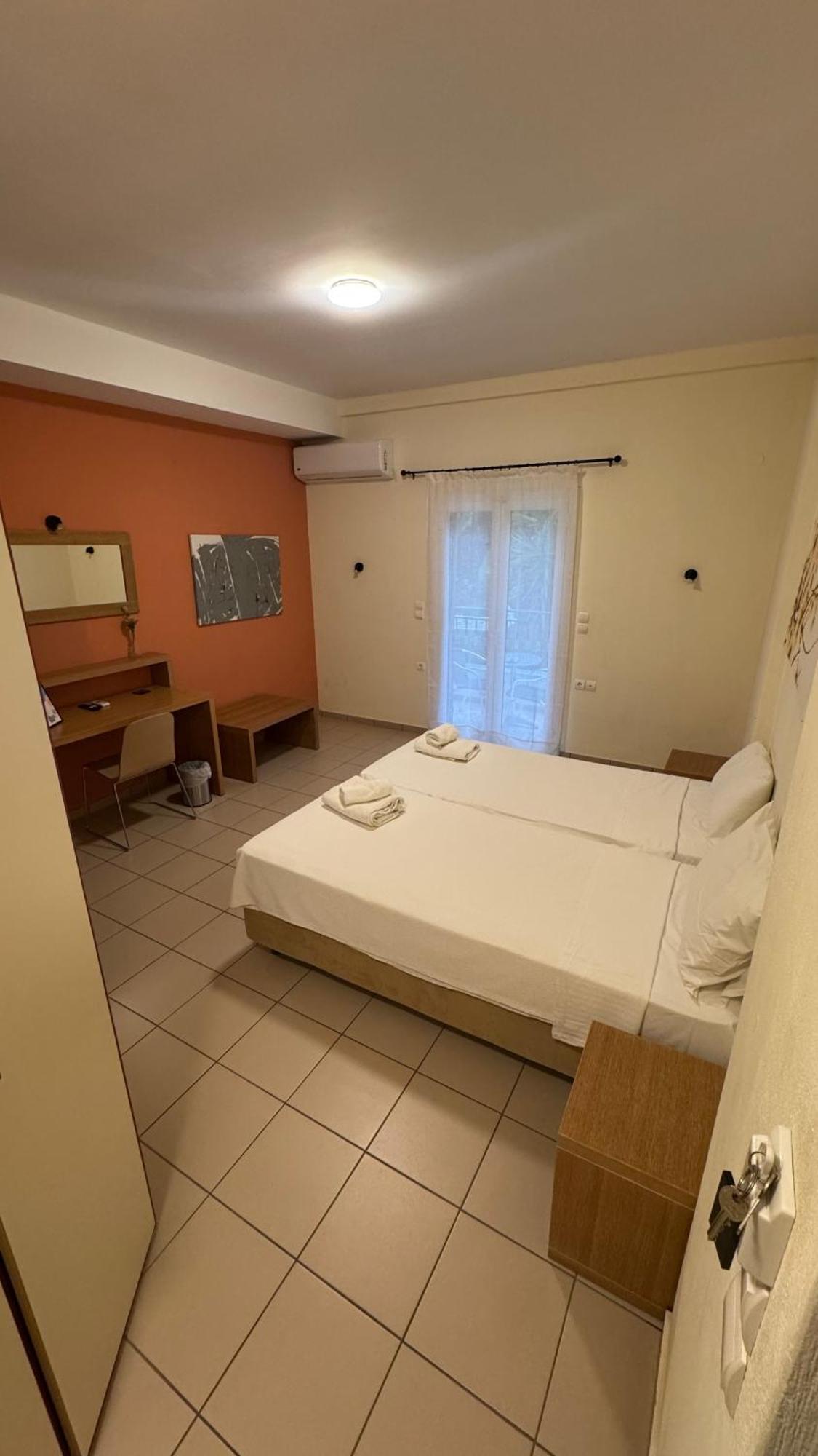 Chrisovalanto Hotel Sívota Habitación foto